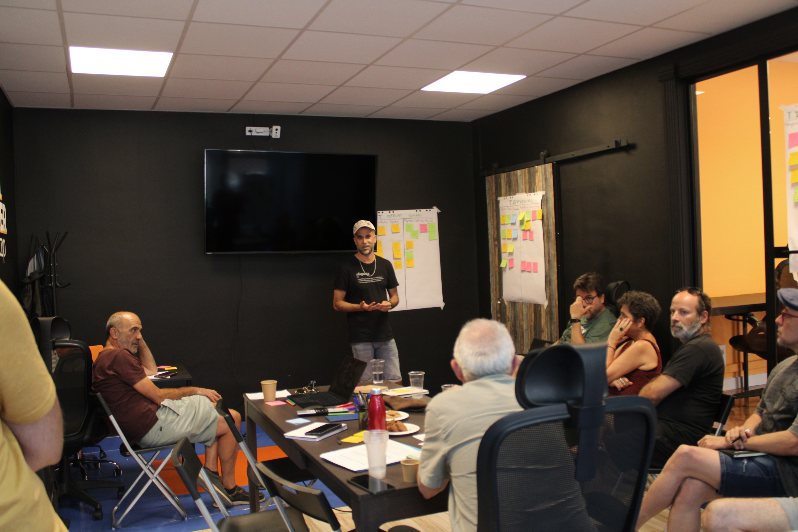 Reunions i activitats de petit format